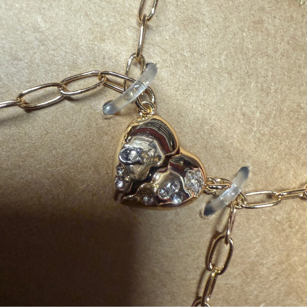 Coach Outlet Heart Friendship Bracelet Set cy115 - Picture 5 of 6